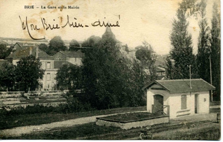 La Gare de Brie après la construction du quai de déchargement (Photo Christophe RAMBLIERE)