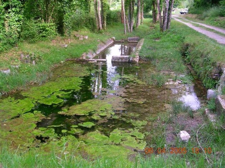 Le Lavoir des Prés du Logis (Ph. G. BRANCHUT 2005)