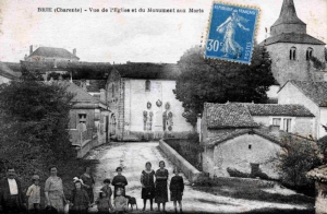 Vue de l'église prise de la place de la Gare (Col. Ch. RAMBLIERE)